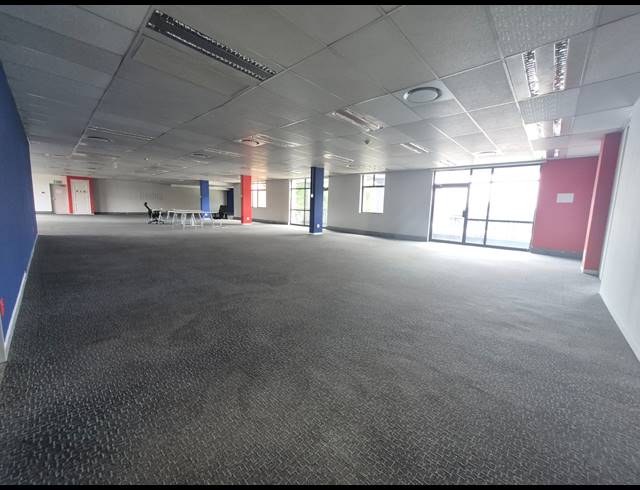699M² OFFICE TO LET IN RIVONIA
